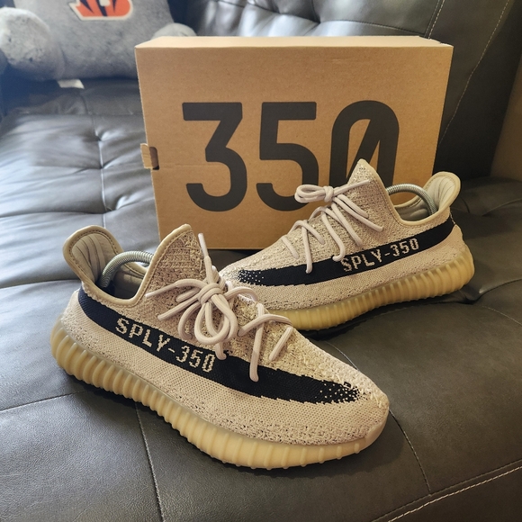 Yeezy Slate Size 9.5 Men